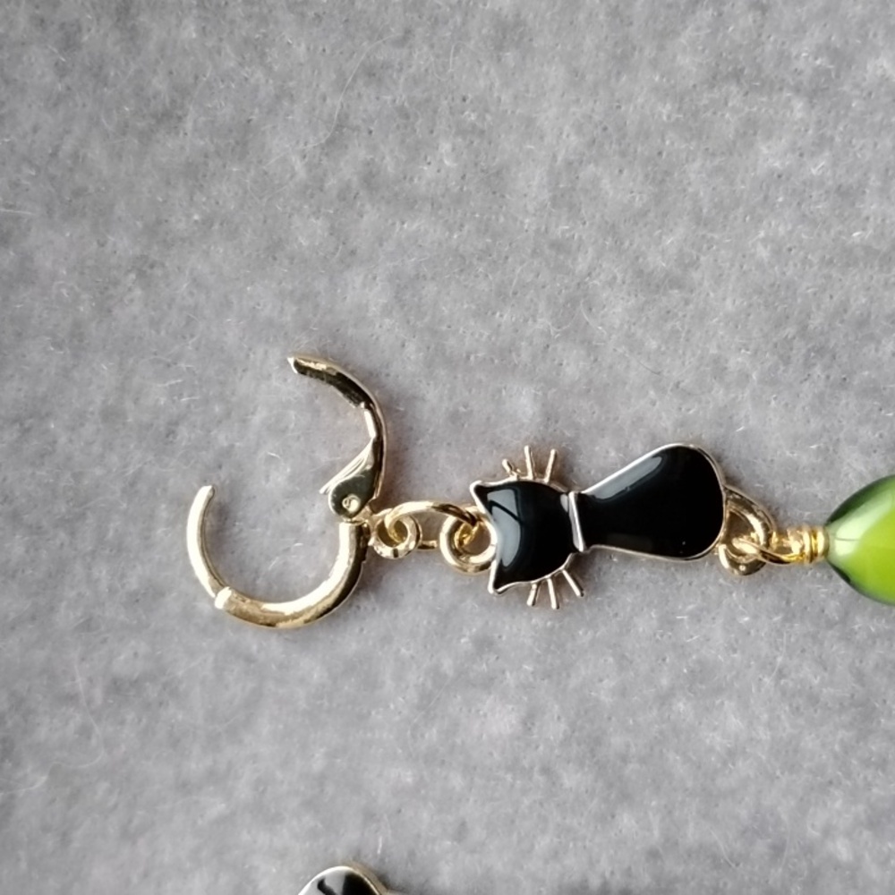 Hand Crafted Black Enamel Cat and Fish Earrings - Picture 3 of 4